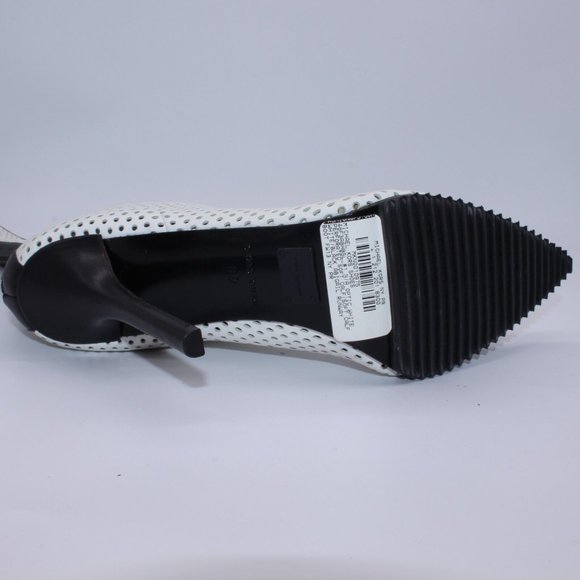 Michael Kors Abigail White/Black Leather Boot Size 40 One Boot Only Not A Pair - Picture 7 of 10